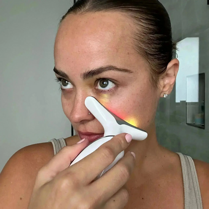 Luminesce™ - 7-in-1 LED Facial